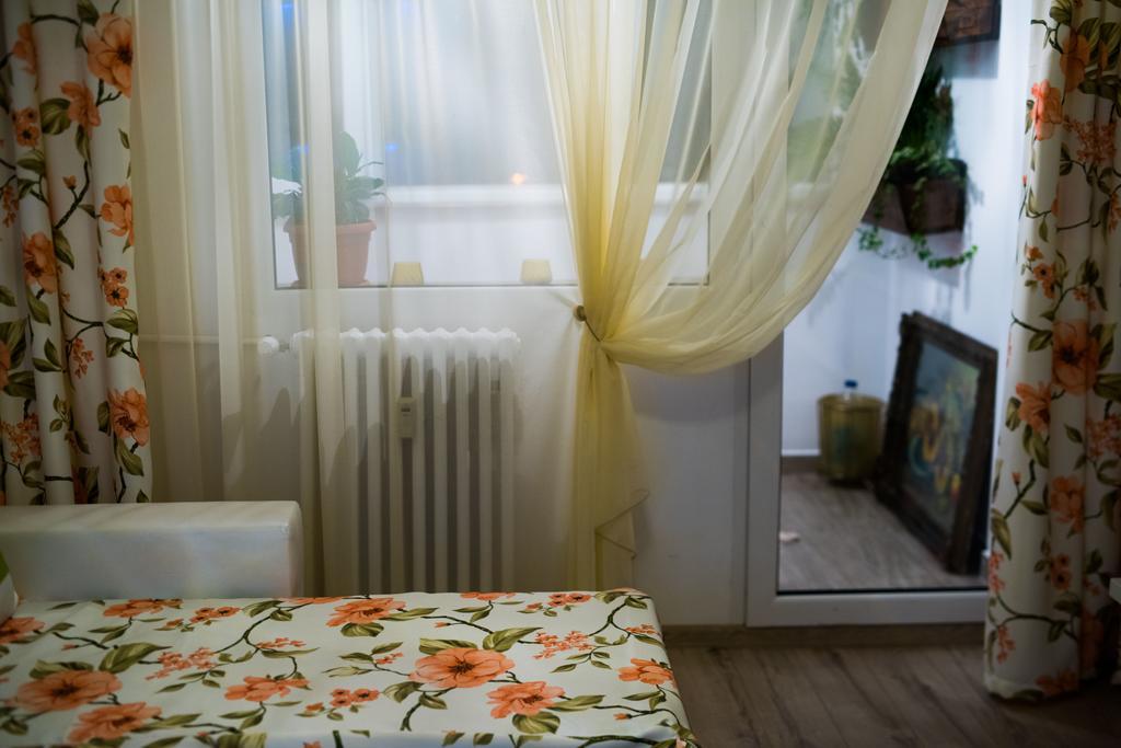 Nicola'S Home Бухарест Экстерьер фото